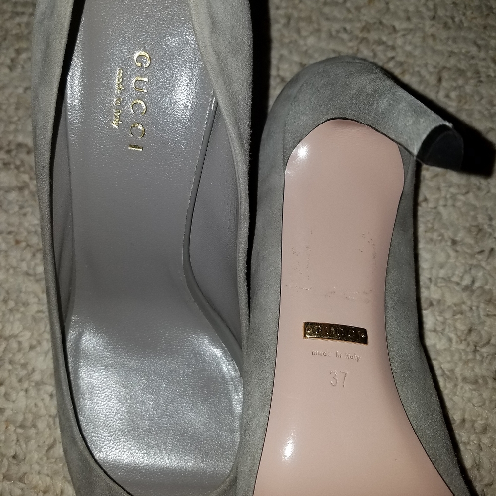 Gucci peep toe suede heel